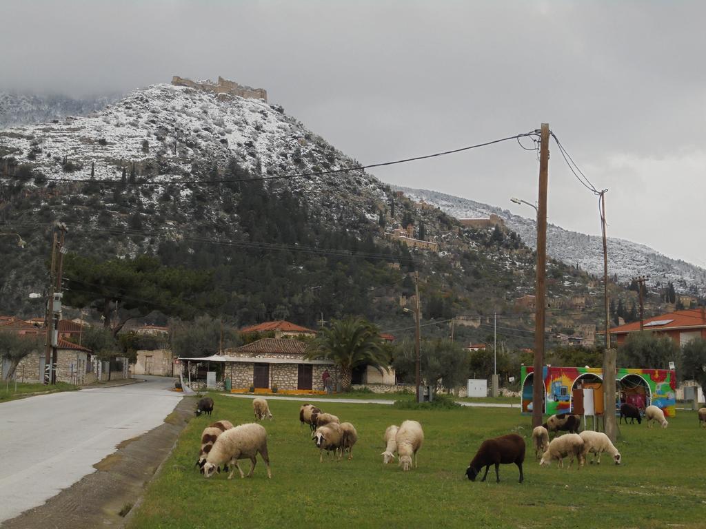 Byzantion Hotel Mystras Eksteriør billede