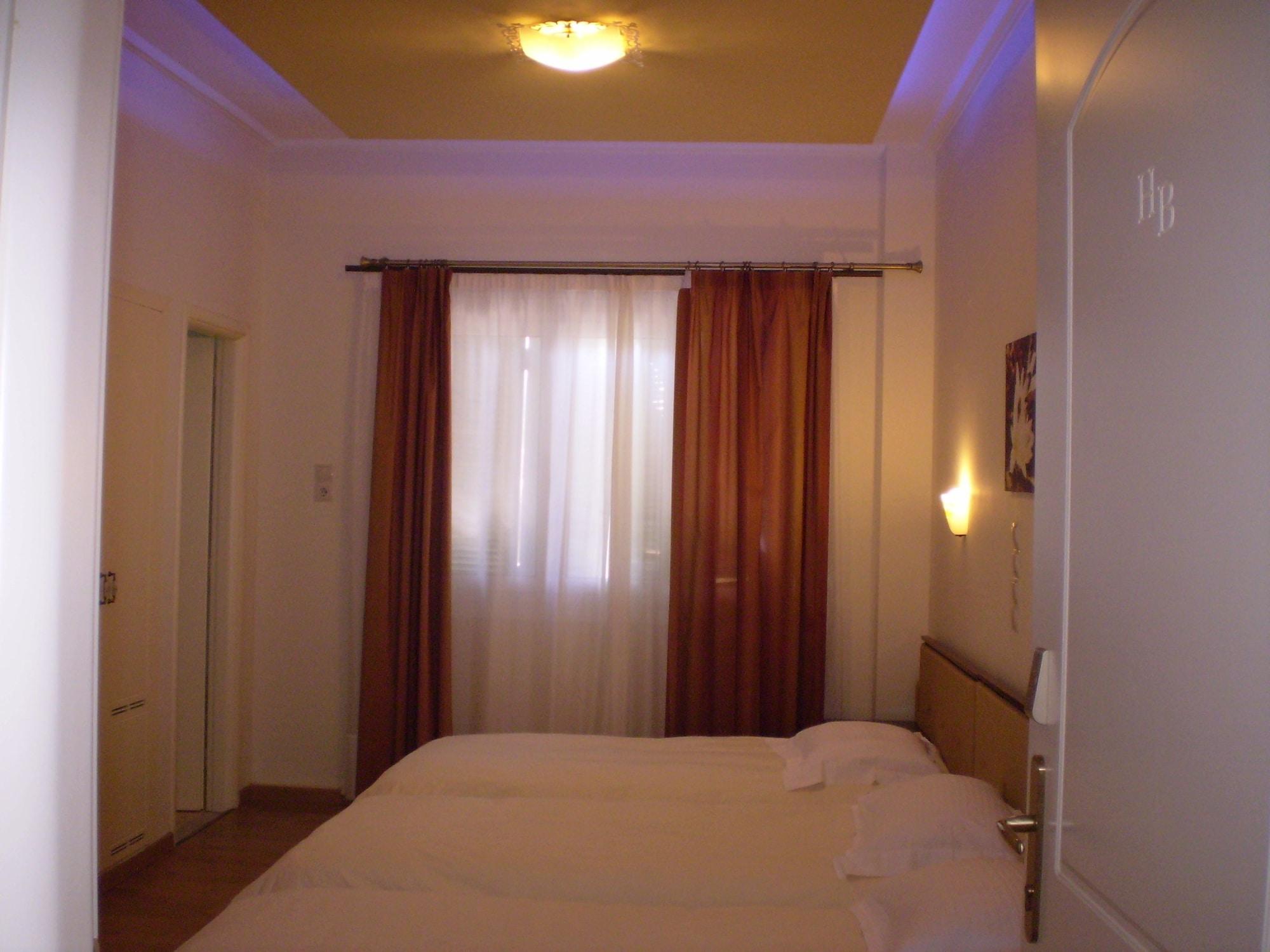 Byzantion Hotel Mystras Eksteriør billede