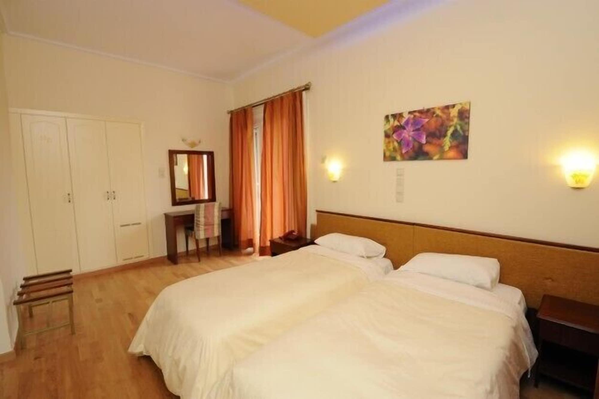 Byzantion Hotel Mystras Eksteriør billede