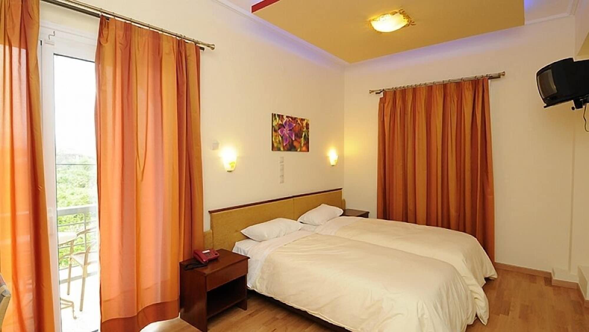 Byzantion Hotel Mystras Eksteriør billede