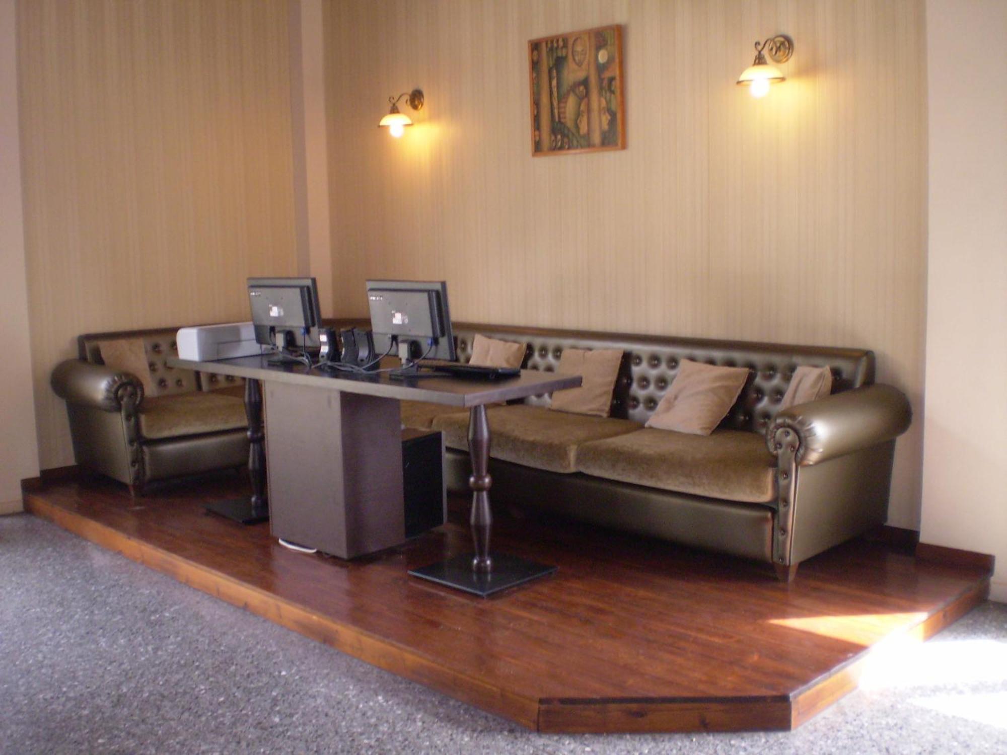 Byzantion Hotel Mystras Eksteriør billede