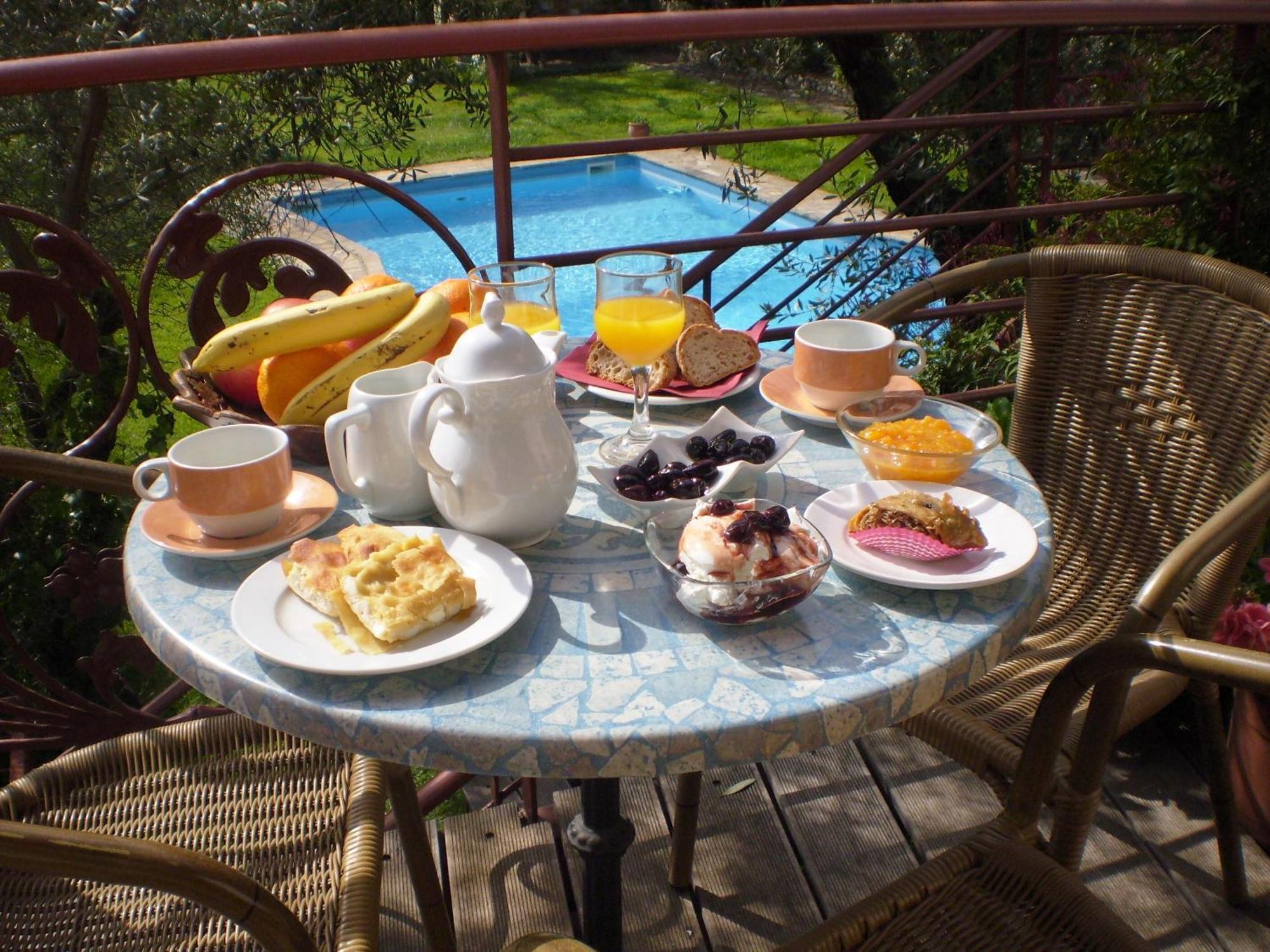 Byzantion Hotel Mystras Eksteriør billede