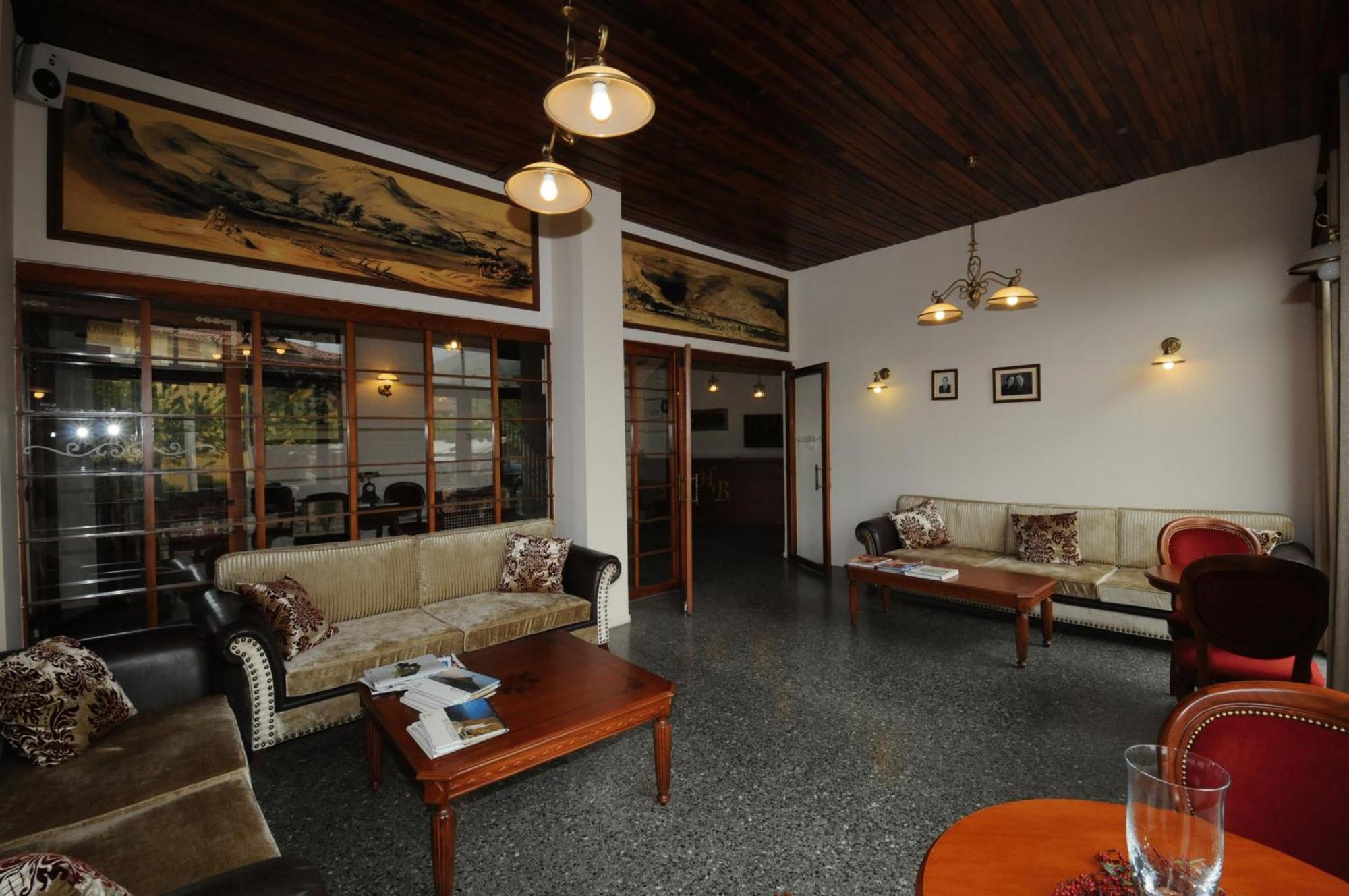 Byzantion Hotel Mystras Eksteriør billede