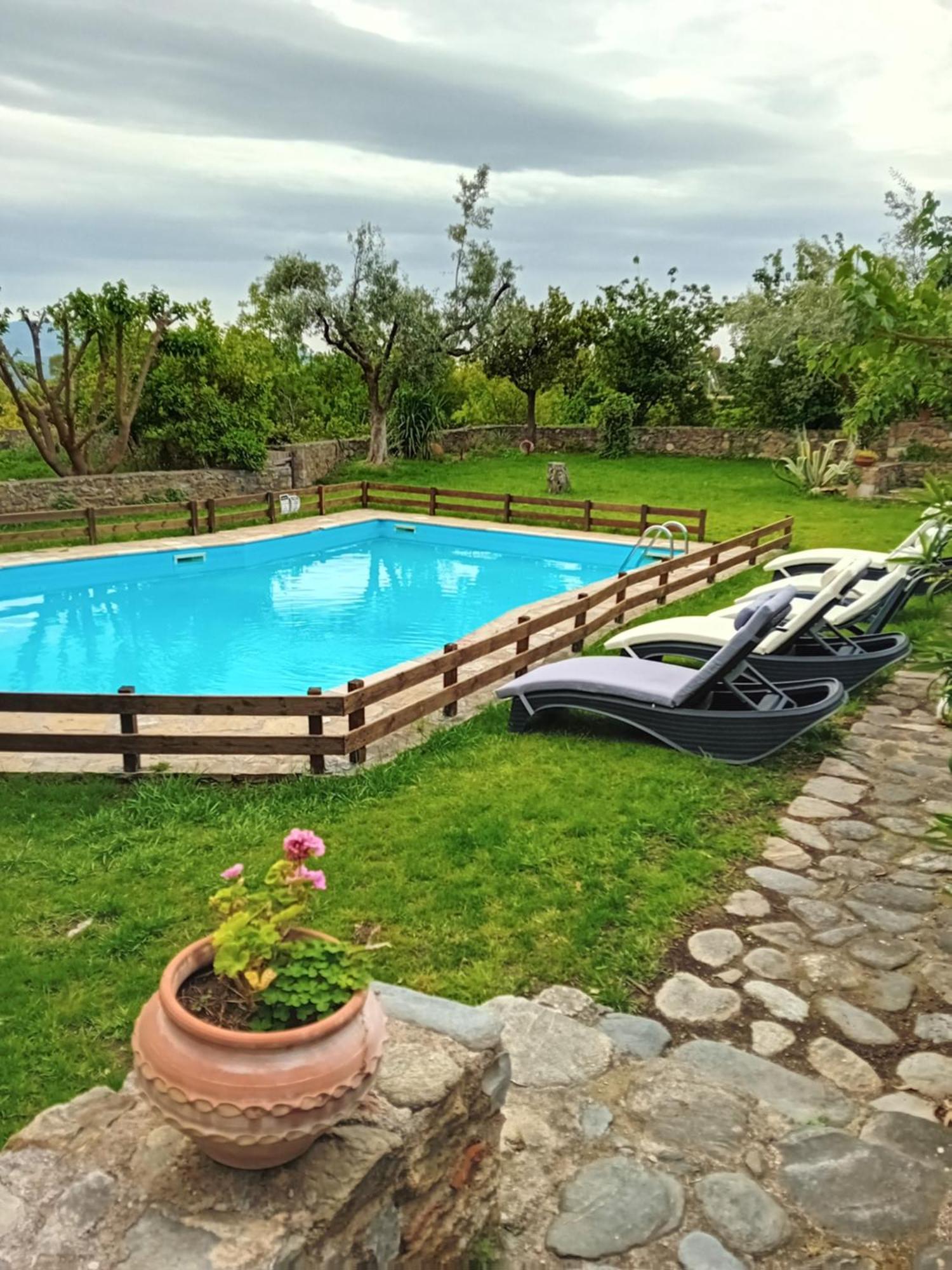 Byzantion Hotel Mystras Eksteriør billede
